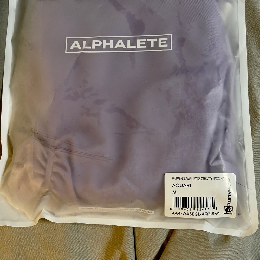 Alphalete Women's Amplify Leggings Aquari color